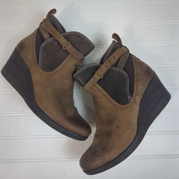 UGG Australia Emalie Stout Waterproof Wedge Ankle Boot Brown 7 - Picture 2 of 11